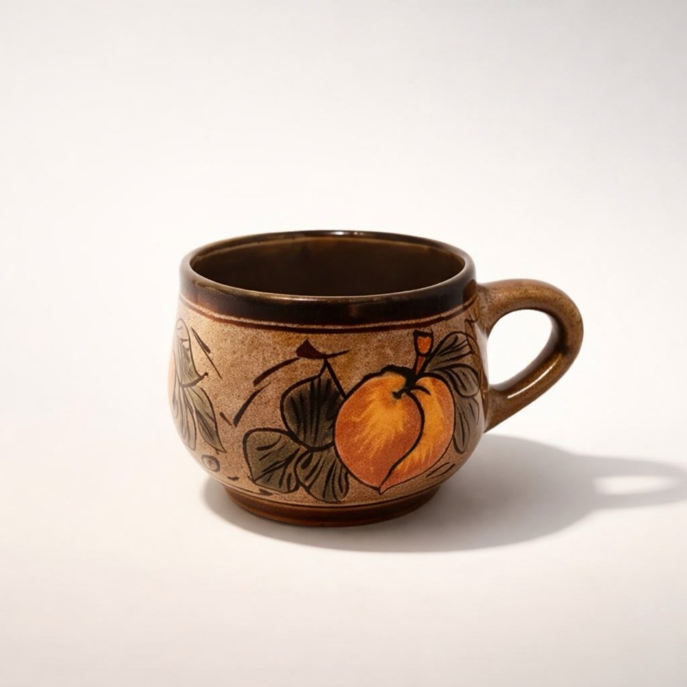 GORGEOUS VINTAGE HANDMADE STUDIO POTTERY‎ FRUIT MUG MADE IN MEXICO EUC